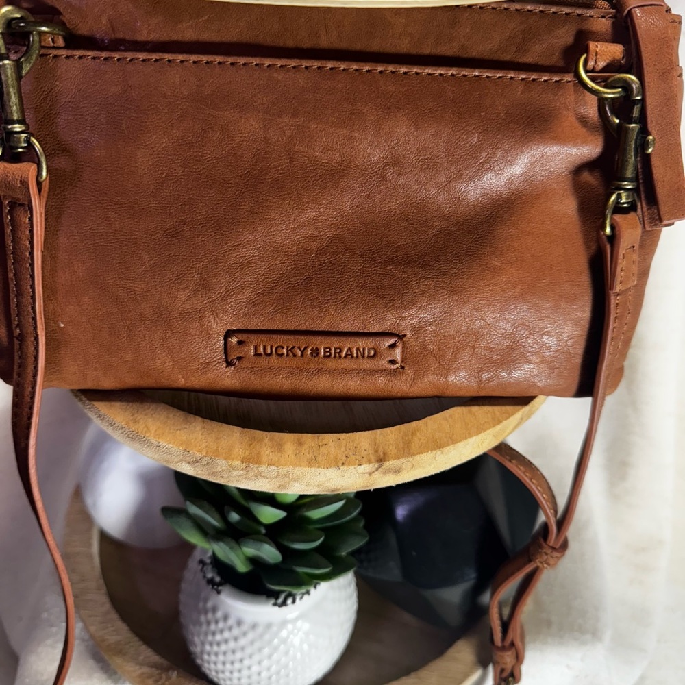 Lucky Brand Cognac Leather Crossbody Wallet Bag - Picture 2 of 11